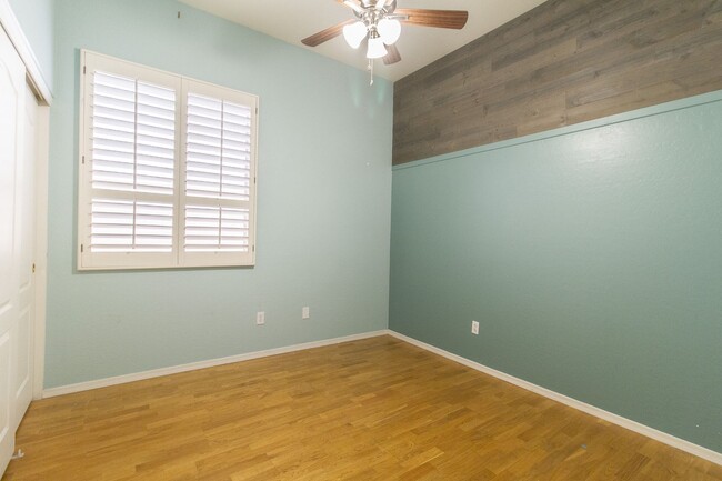Building Photo - **NOW AVAILABLE** Gilbert 3 bed 2 bath Spa...