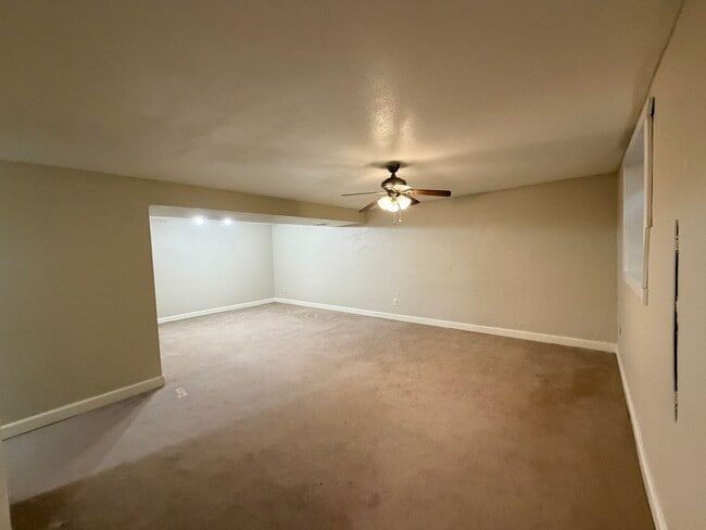 Building Photo - 3815 S Pitkin Cir