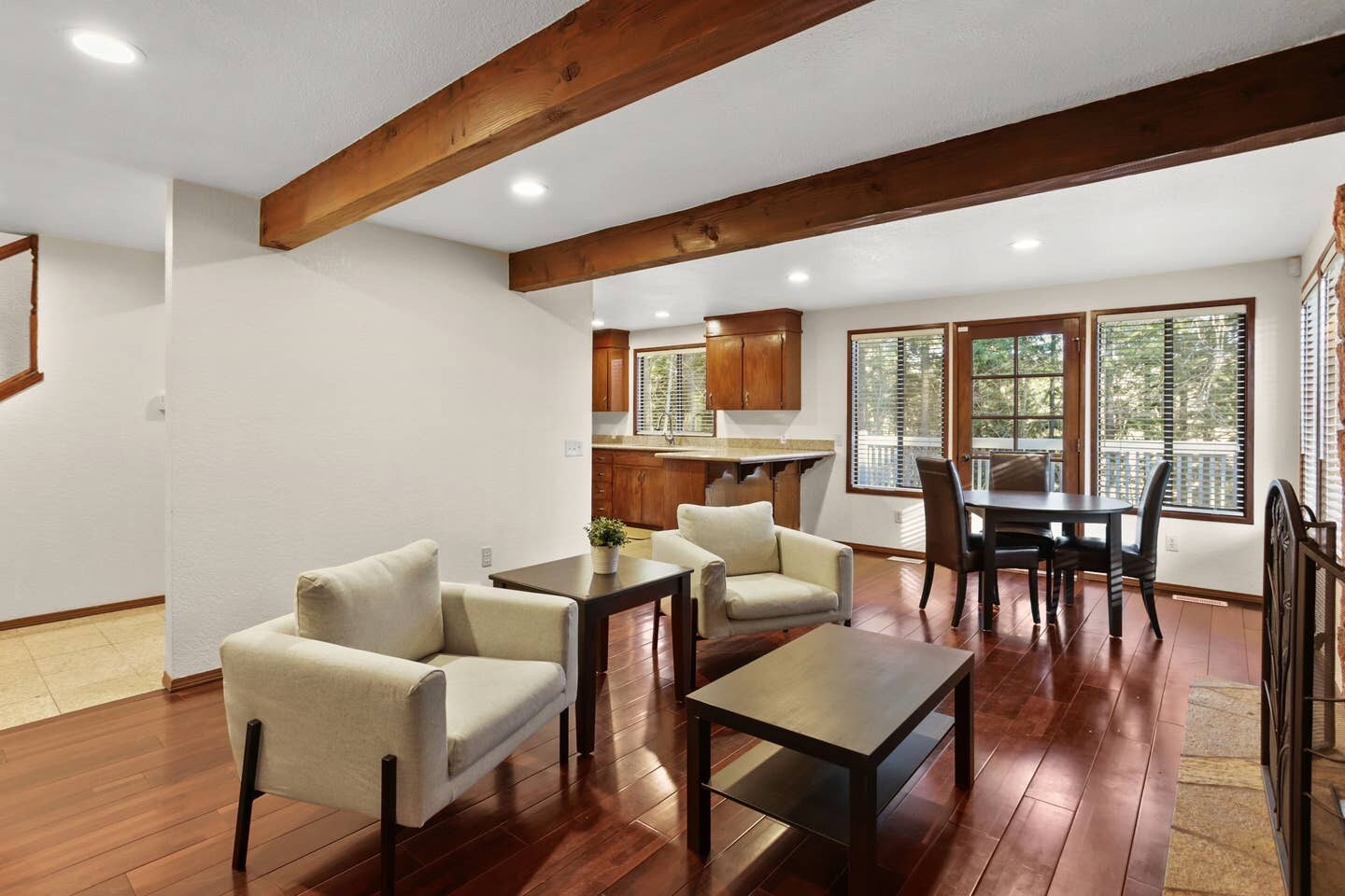 Building Photo - 5410 Highlands Dr NE