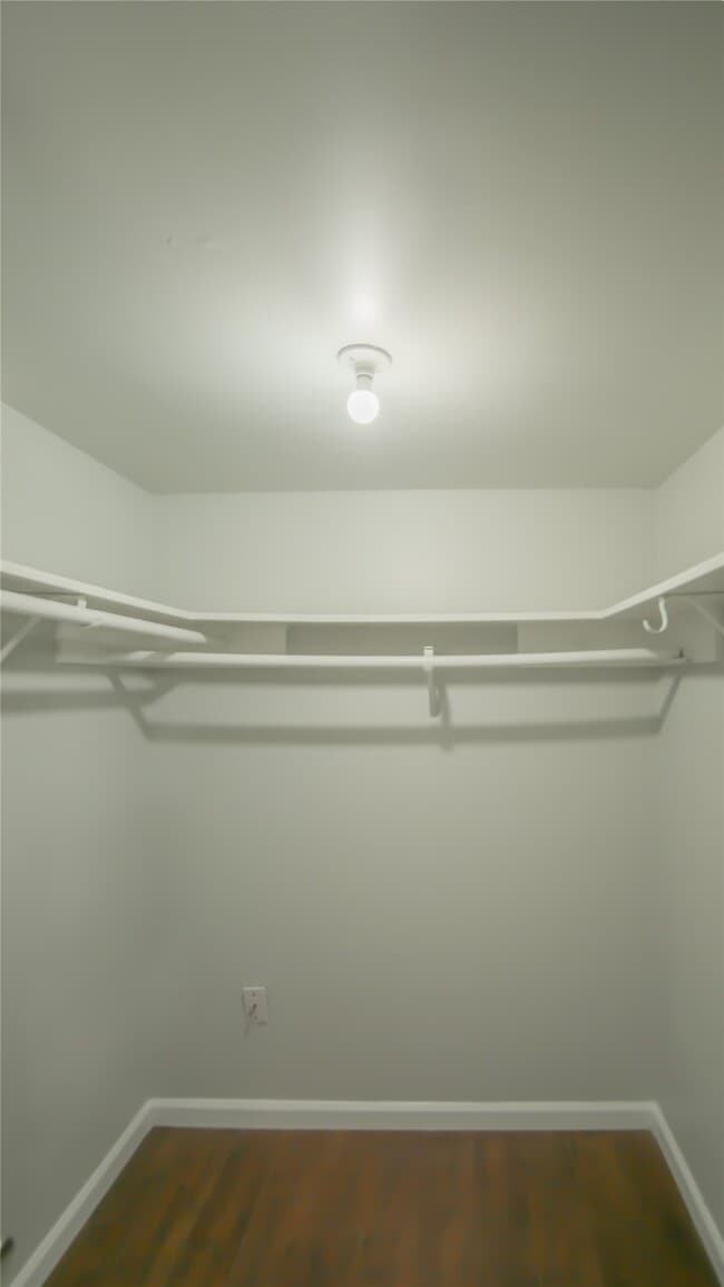 Building Photo - 3406 Deerwood Ln