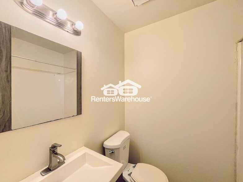 Building Photo - 2838 Eric Ct