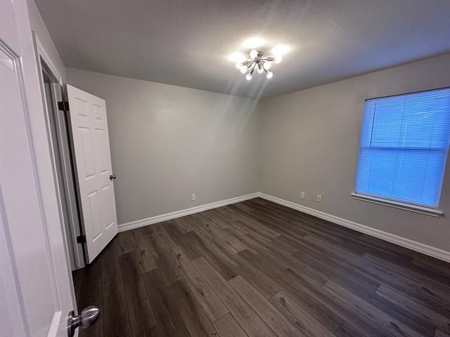 Building Photo - 3400 Napoleon Ct
