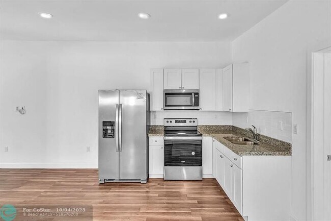 Building Photo - 1396 NW 60th St