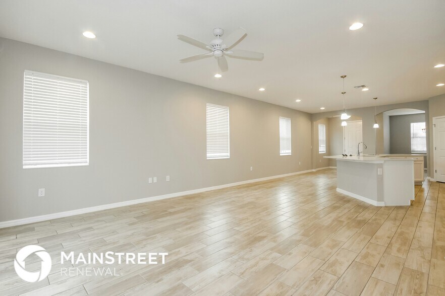 Building Photo - 7242 Milestone Dr