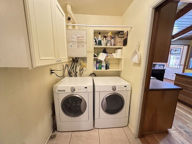 Building Photo - 26748 Mcmahan