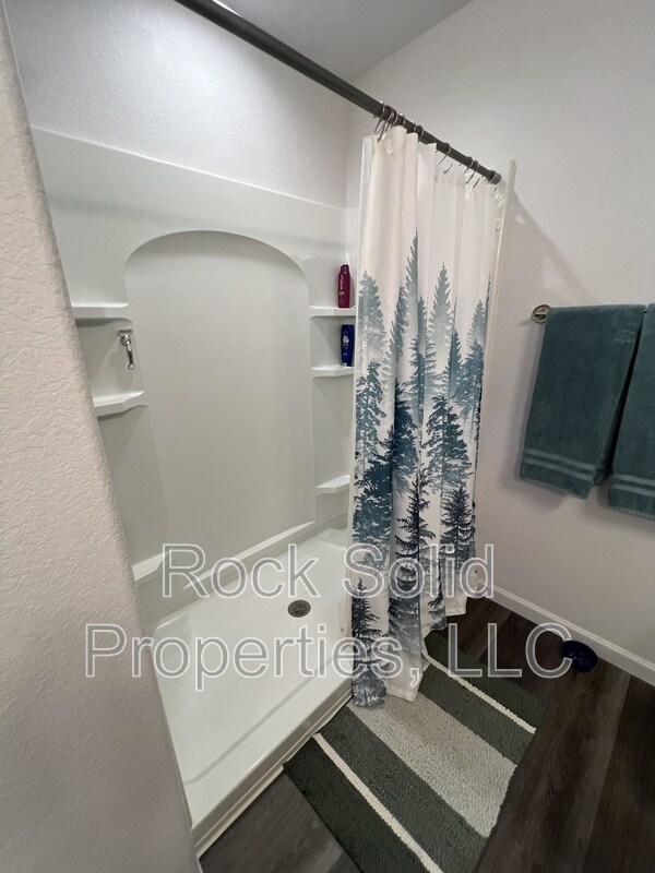 Building Photo - 1716 Kade Ct