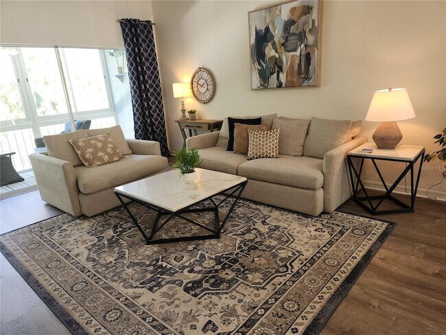 Building Photo - 6503 Fairway Gardens Dr