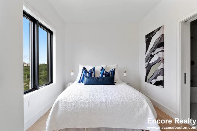 Building Photo - 54 Leo M Birmingham Pky