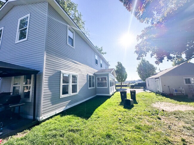 Building Photo - 134 Eckfield Dr