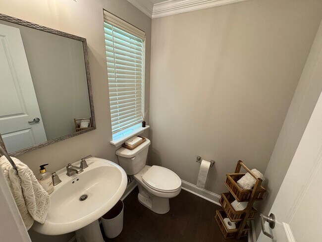 Building Photo - 3BR/3.5BA For Rent
