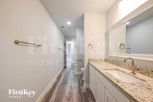 Building Photo - 6014 Kemrock Dr