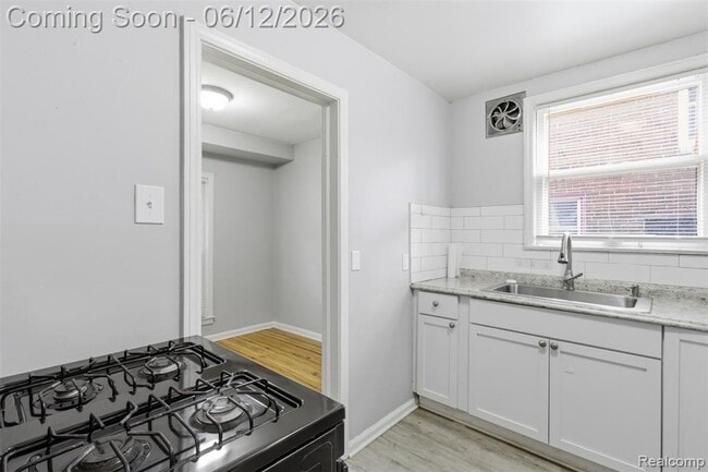 Building Photo - 12051 Wayburn St