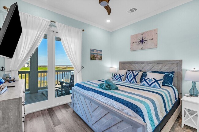 Building Photo - 312 Seagrass