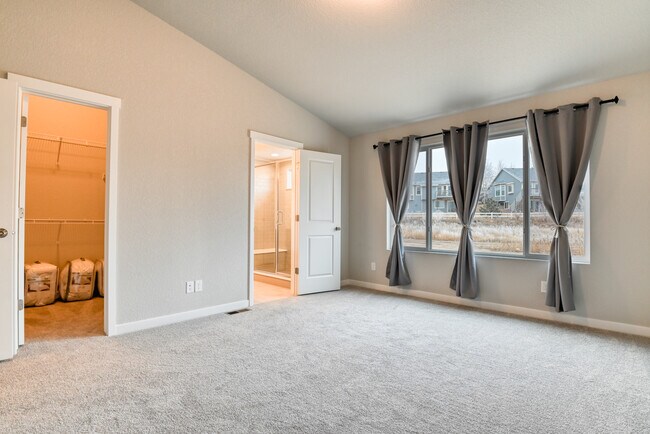 Building Photo - 4011 Ivy Hill Dr