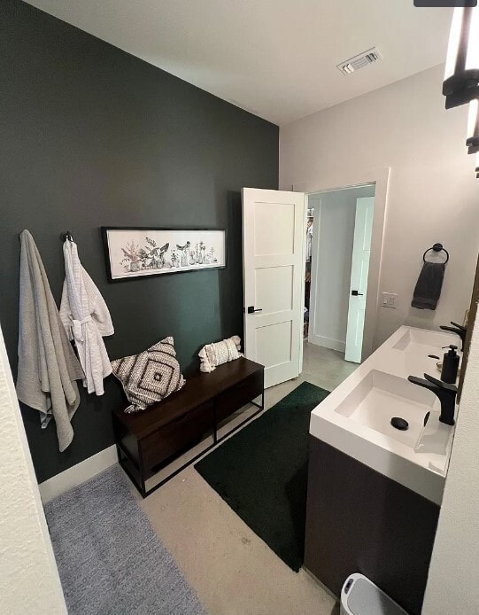 Primary Bath - 3003 Birdwood Cir