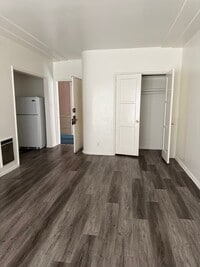 Building Photo - 1781 Orchid Ave