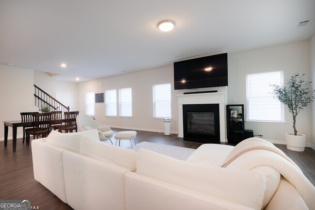 Building Photo - 2798 Morgan Spring Trail