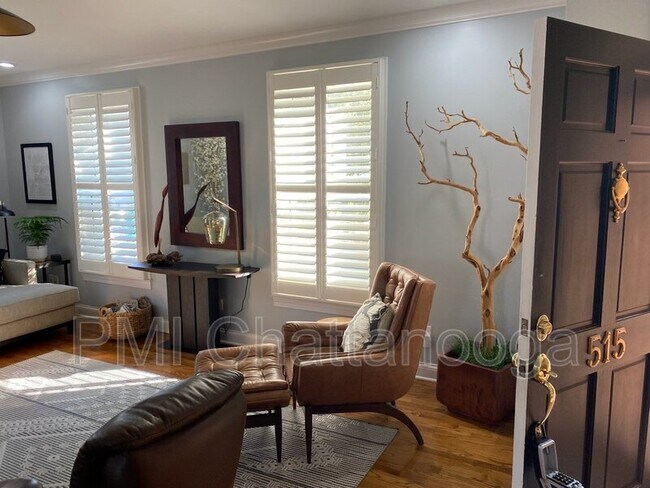 Building Photo - 515 Lindsay Ct