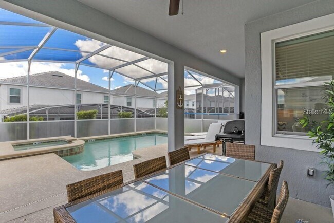 Building Photo - 1561 Flange Dr