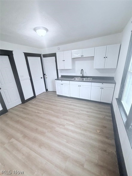 Building Photo - 2791 E 127th St