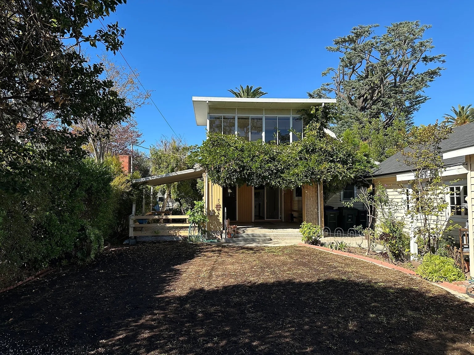 Building Photo - 216 S Greenwood Ave