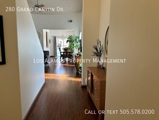 Building Photo - 280 Grand Canyon Dr