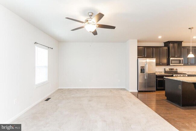 Building Photo - 9907 Cedarmass Cir
