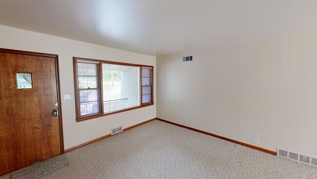 Building Photo - 4103 S 38th W Ave