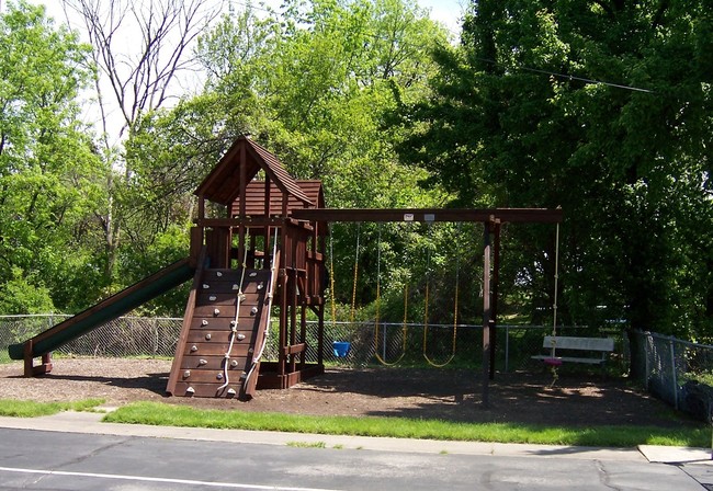 Play Area - Heather Hills Apartments