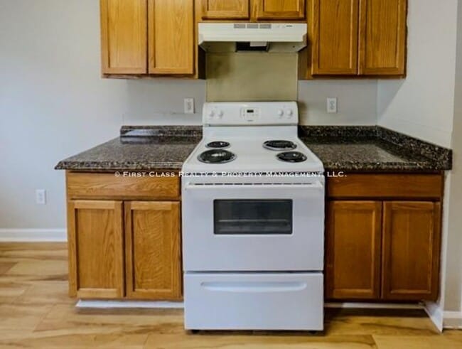 Building Photo - 5435 Eneida Sue Dr