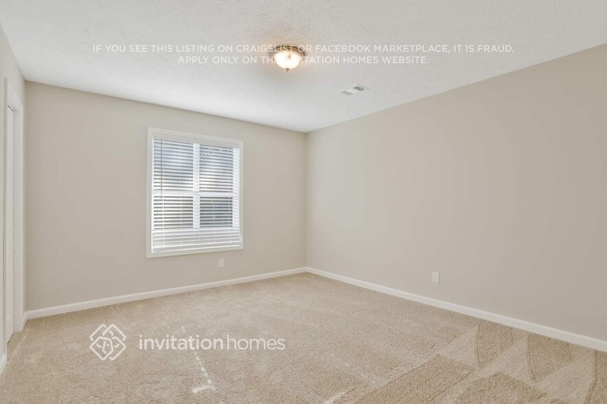 Building Photo - 1136 Norfolk Dr NW