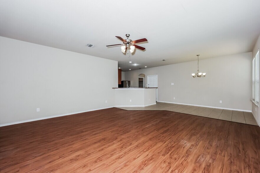 Building Photo - 10973 Caldwell Ln