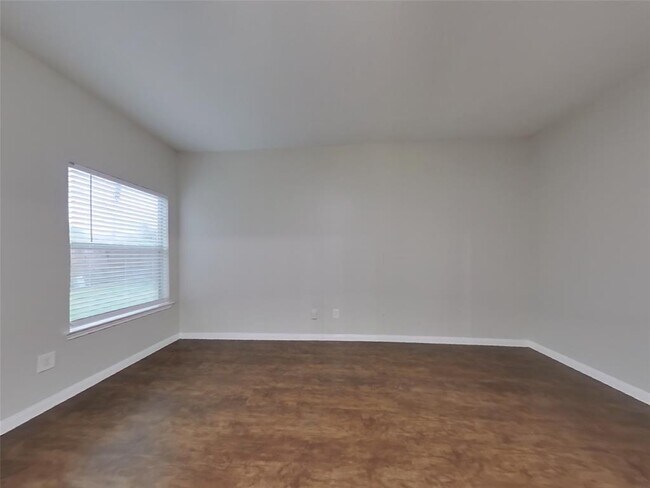 Building Photo - 21439 Palma Grove Way