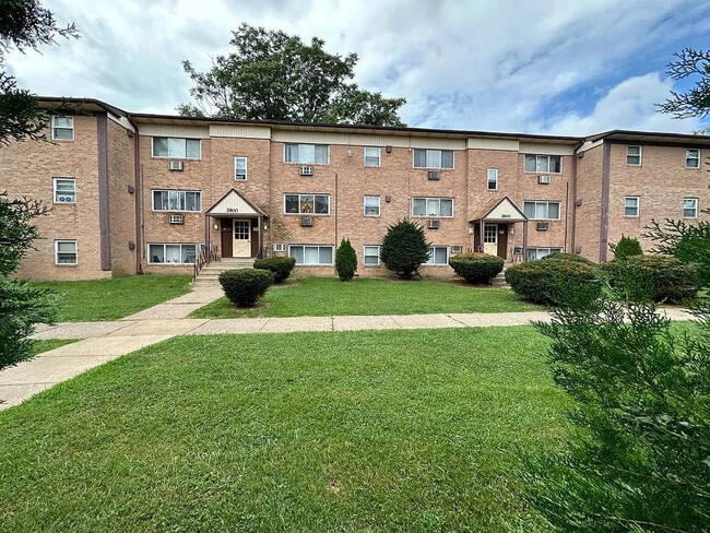 Building Photo - Jefferson Street