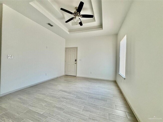Building Photo - 11 N 58th St