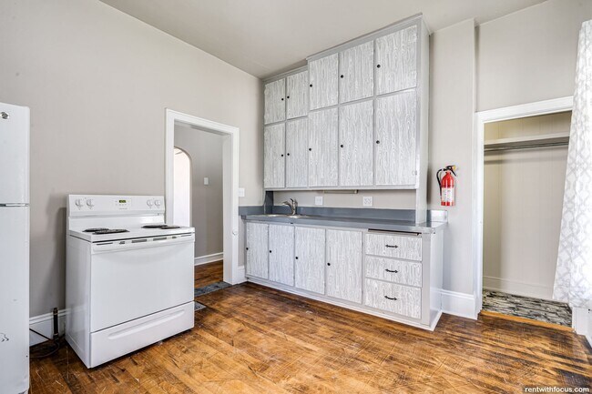 Primary Photo - 505 W Atlantic St