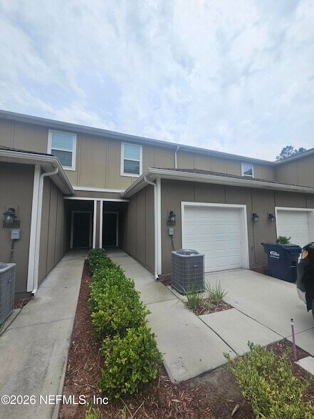 Building Photo - 86640 Shortline Cir