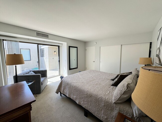 Building Photo - 34983 Mission Hills Dr