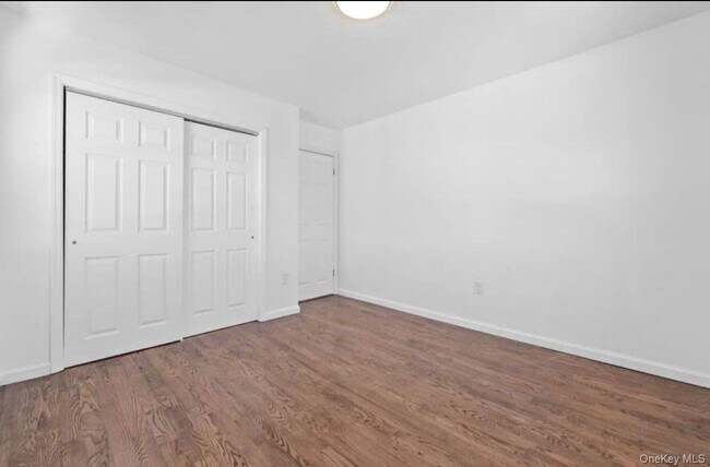 Building Photo - 147-20 223rd St