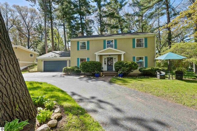 Primary Photo - 1310 Peninsula Ct