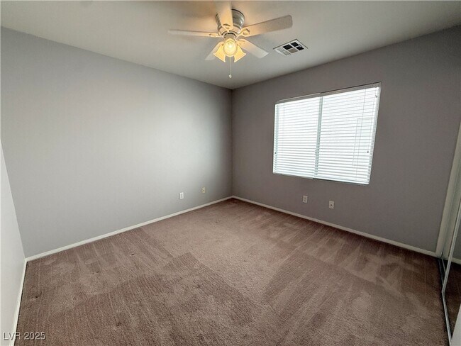 Building Photo - 5057 Shadow Valley St