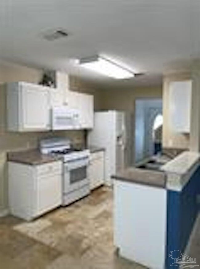 Building Photo - 3368 Two Sisters Wy