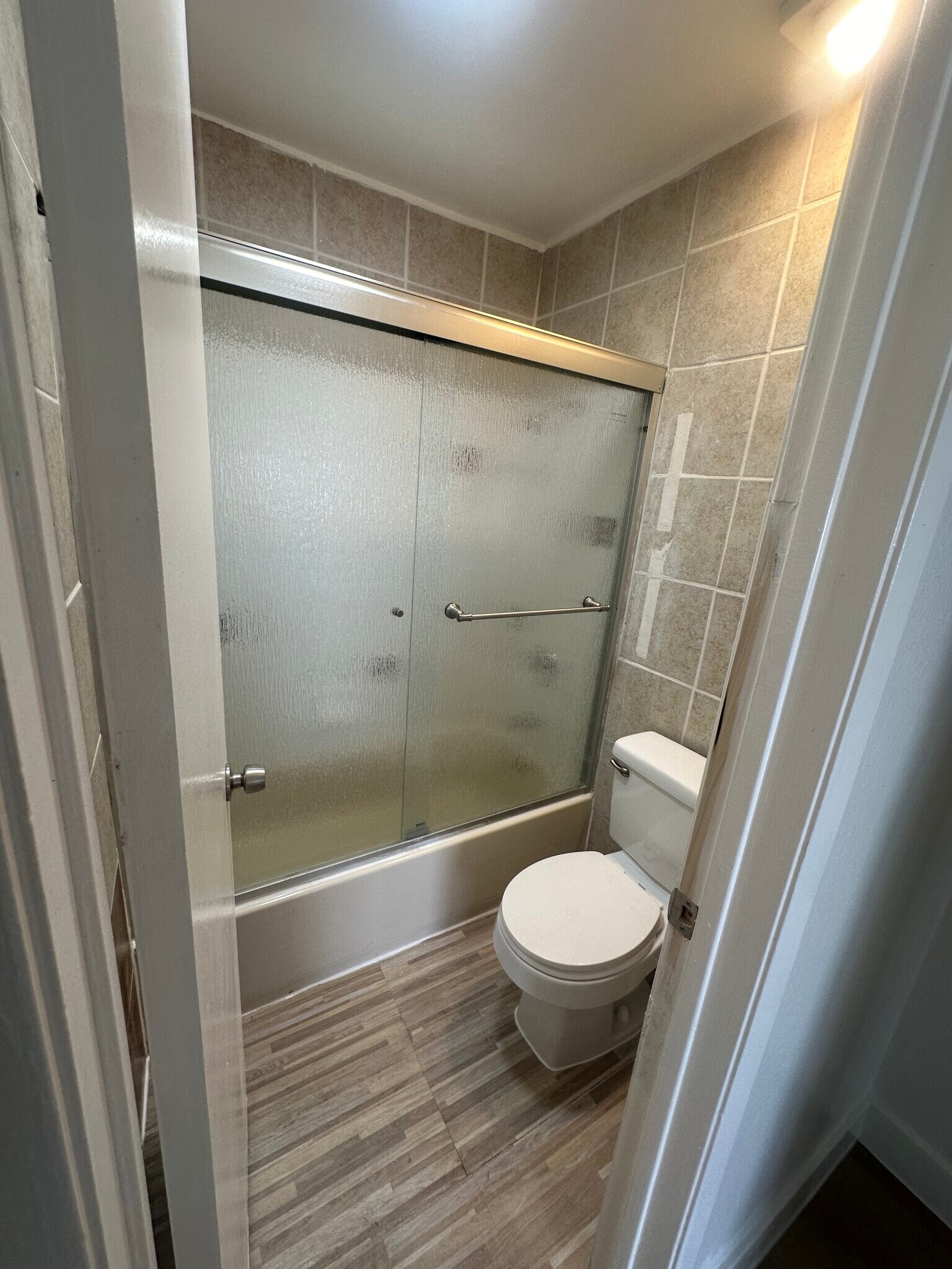 Building Photo - 21801 Roscoe Blvd