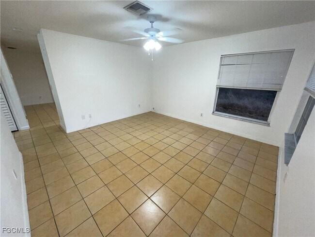 Building Photo - 361 Bell Blvd