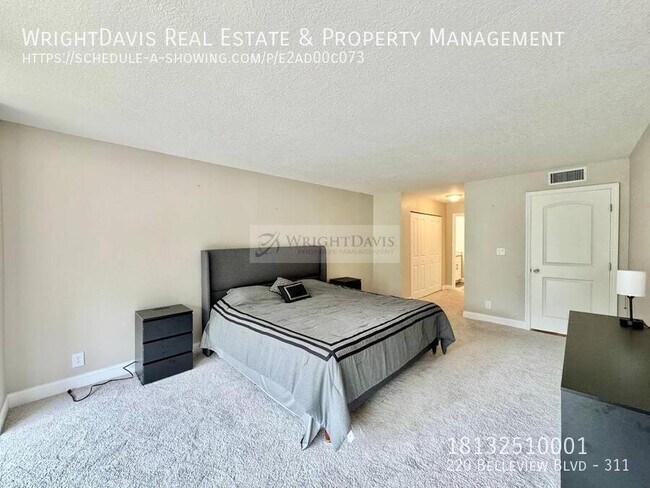 Building Photo - 220 Belleview Blvd