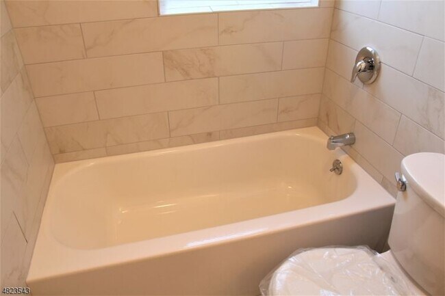 Building Photo - 503 Carleton Rd