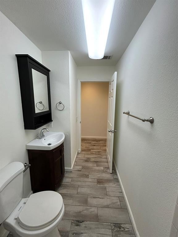 Building Photo - 6512 Linda Ln