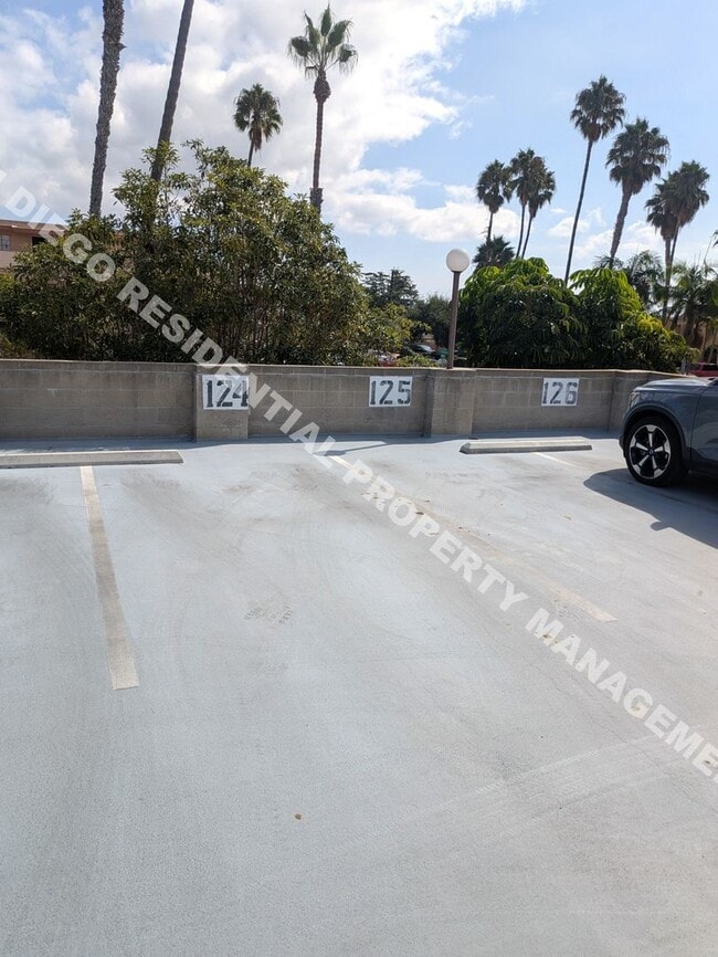 Building Photo - Charming Studio near the PB, the Bay and t...