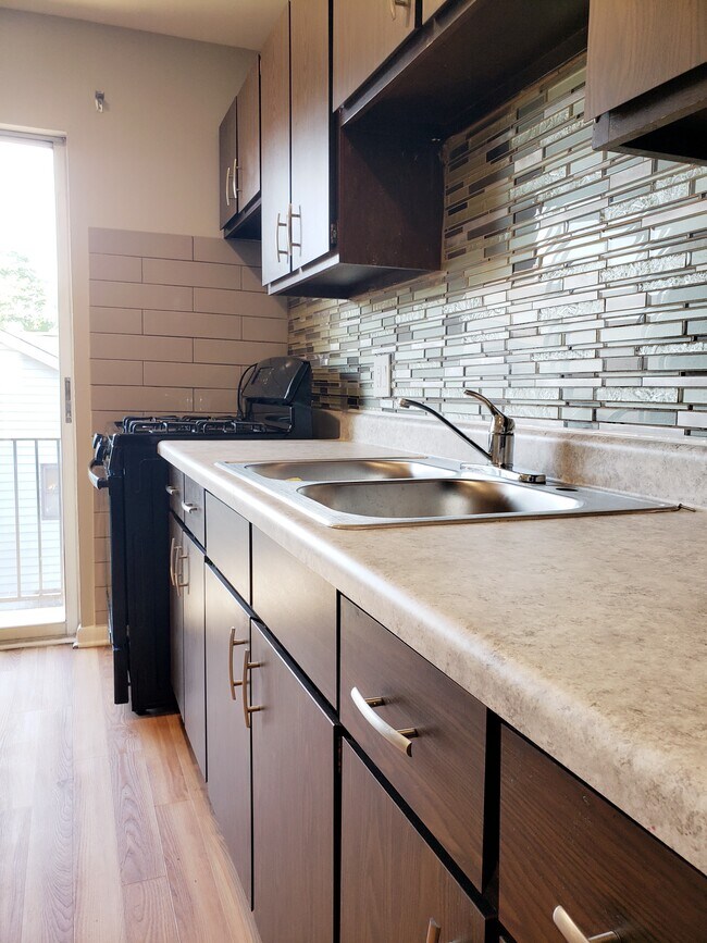 326 S Cass Ave 326 S Cass Ave Westmont IL 60559 Apartment Finder