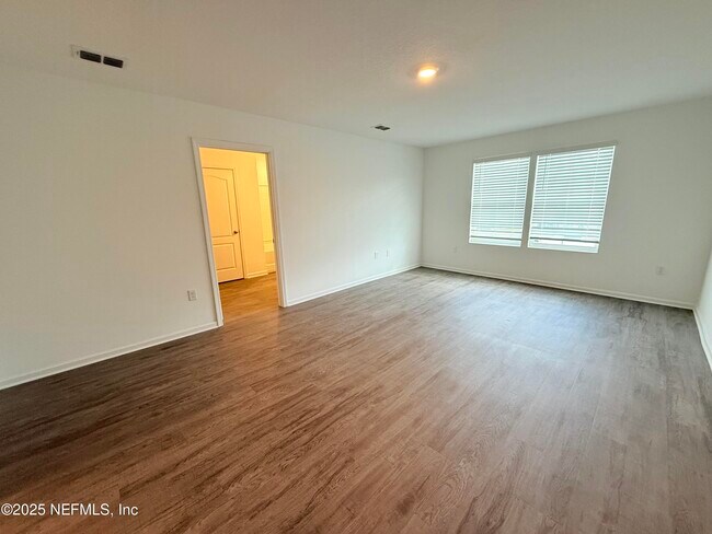 Building Photo - 2308 Shady Breeze Ln